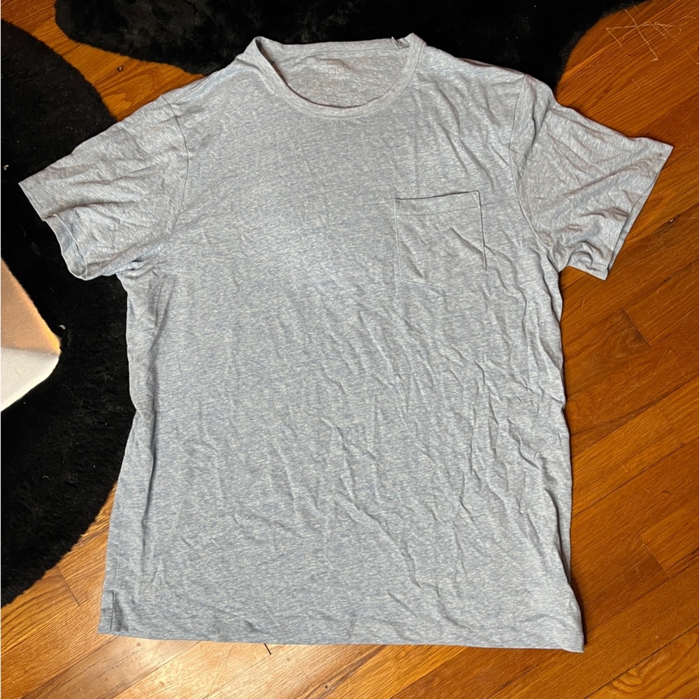 Old Navy Gray Front Pocket Tee Size XL